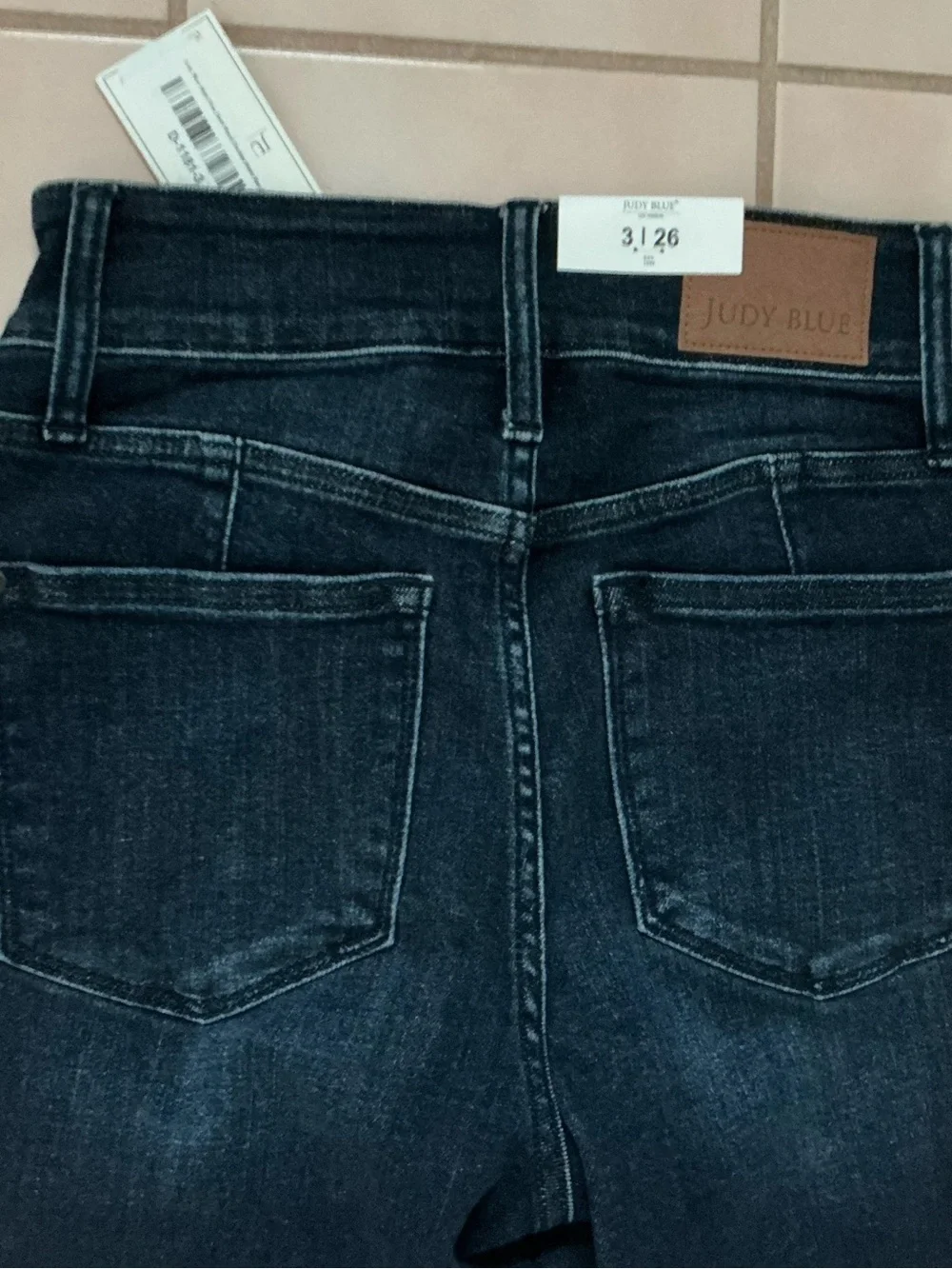 Judy Blue High Waist Double Button Capri  Dark Wash Jeans 72118 Sz 3/26 NWT!